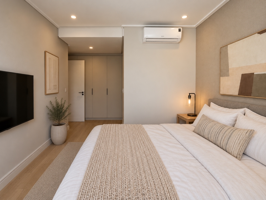 1 Bedroom Property for Sale in Sea Point Western Cape